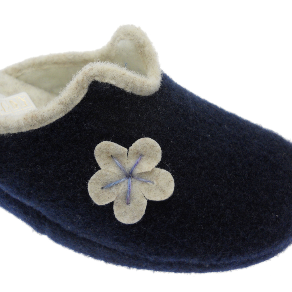 Close slipper: CRISTINA 1008 slipper in blue flower cloth