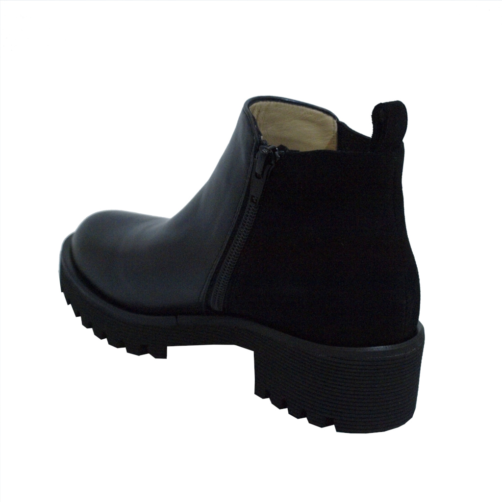 Polacchini: Angela Calzature stivali alla caviglia in pelle colore nero  tacco basso 1-4 cm 33,34,42,43,44,DONNA numeri speciali