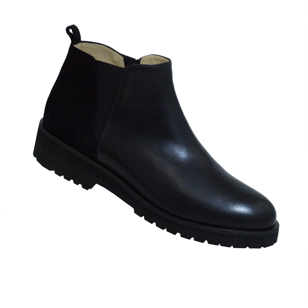 Polacchini: Angela Calzature stivali alla caviglia in pelle colore nero  tacco basso 1-4 cm 33,34,42,43,44,DONNA numeri speciali
